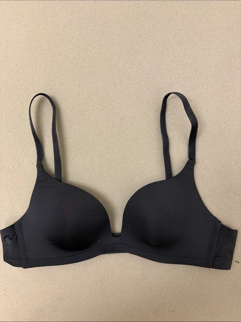 Wacoal Black Smooth Molded push up T-Shirt Bra. Size  34A